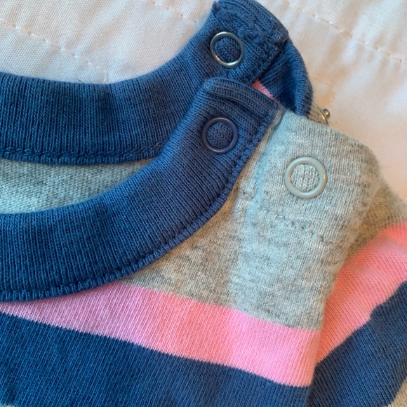 GAP Shortie Romper - Picture 3 of 6